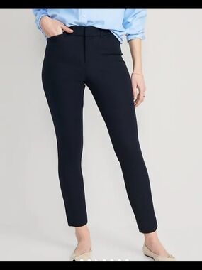 Classic Navy Pikie Cut Ankle Pants